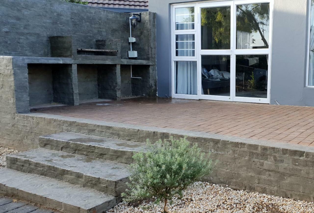 Emmaus Apartment Bloemfontein Kültér fotó